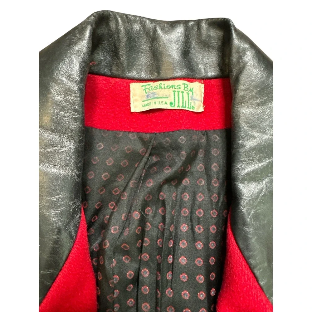 Vintage Fashions By Jill Women's Red Black‎ Trench Coat 100% Wool Leather Collar